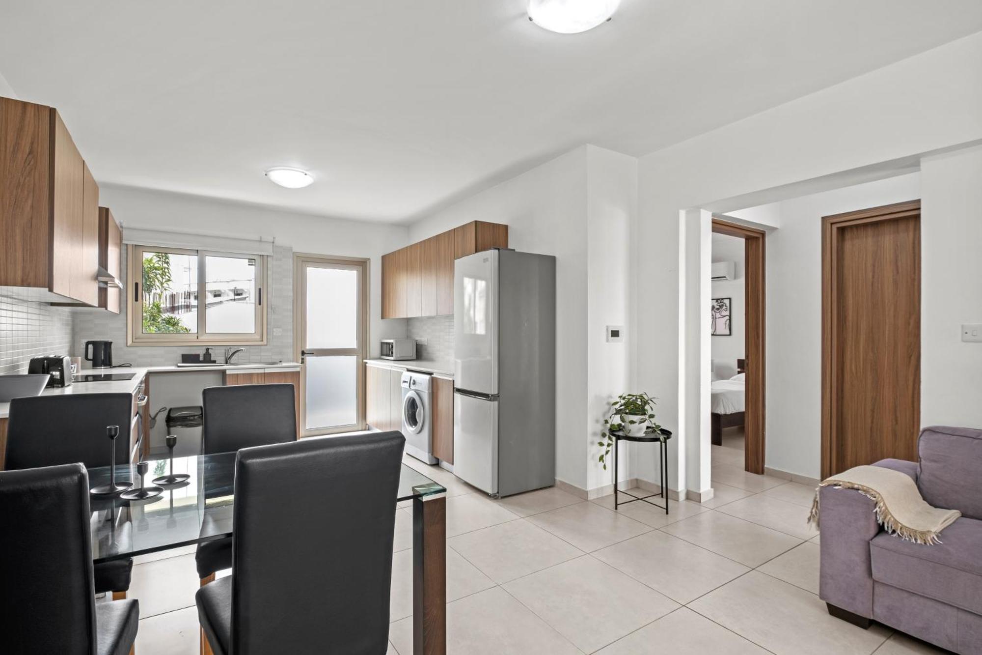 Downtown 2 Bedroom